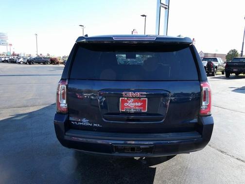 2017 GMC Yukon XL SLT