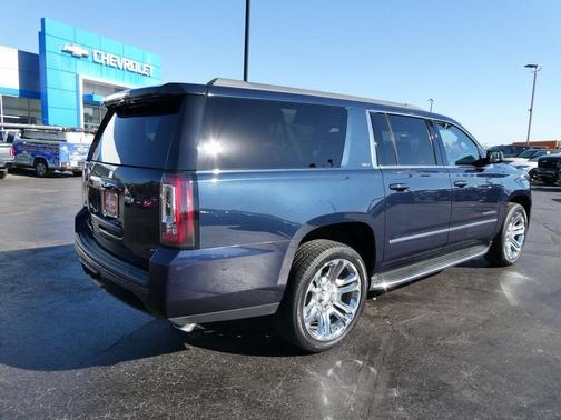 2017 GMC Yukon XL SLT