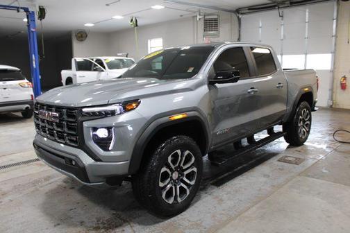 2023 GMC Canyon AT4