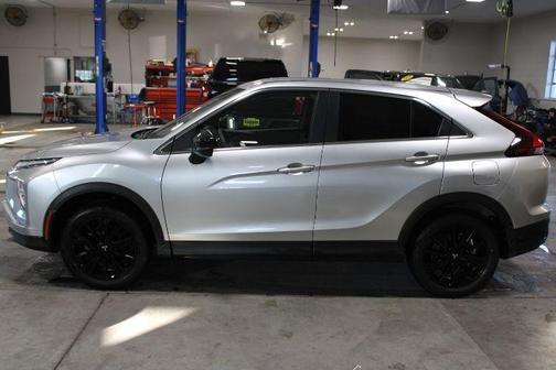 2023 Mitsubishi Eclipse Cross LE