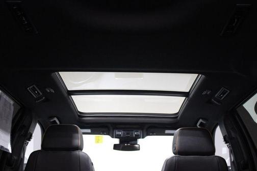 2024 GMC Yukon XL AT4