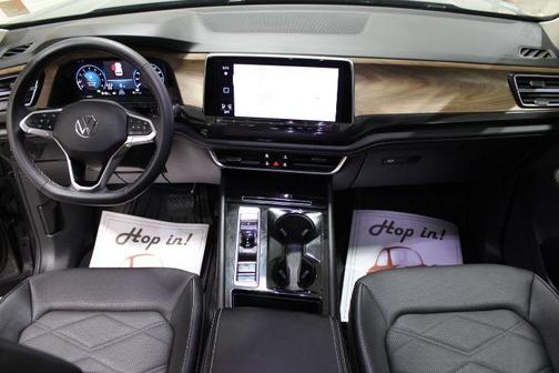 2025 Volkswagen Atlas 2.0T SE