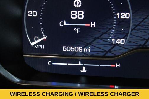 Summit White 2023 GMC Yukon XL SLT