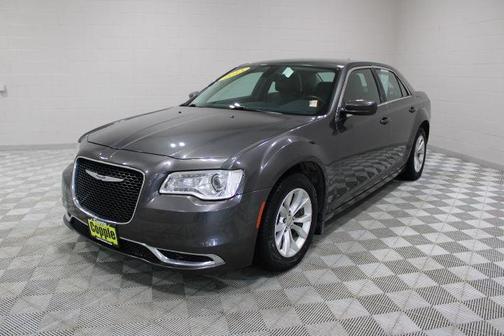 2015 Chrysler 300 Limited