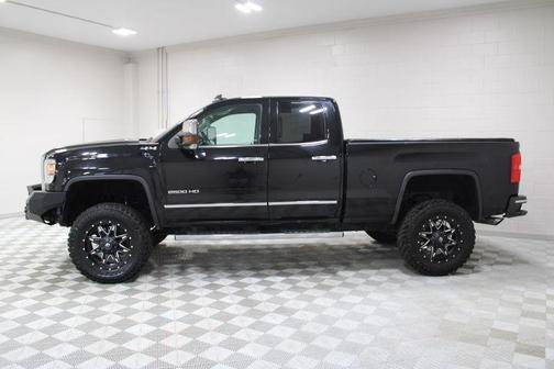 2017 GMC Sierra 2500 SLT