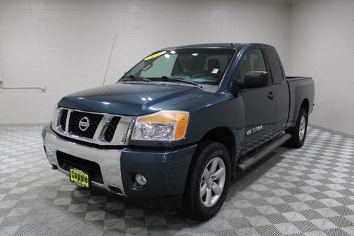2014 Nissan Titan SV