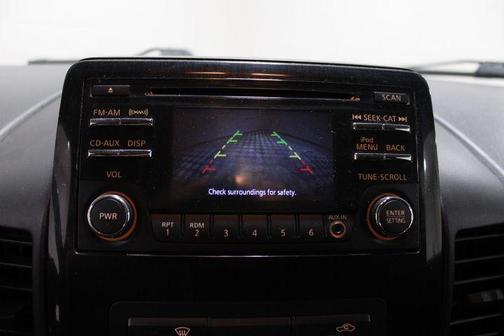 2014 Nissan Titan SV