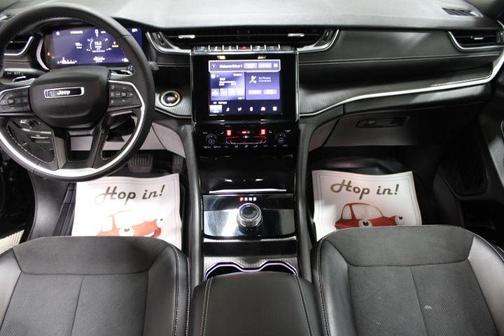 2024 Jeep Grand Cherokee L Laredo