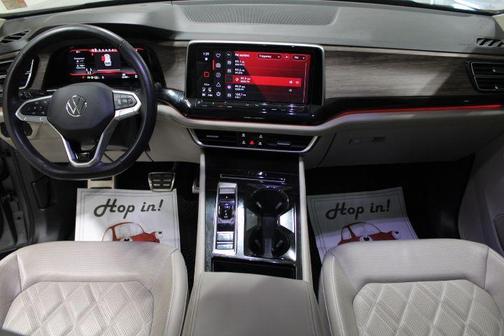 2024 Volkswagen Atlas 2.0T SEL Premium R-Line