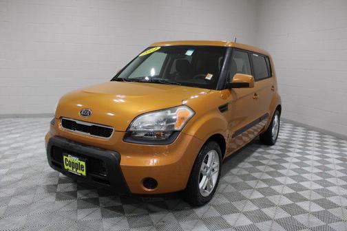 2011 Kia Soul +