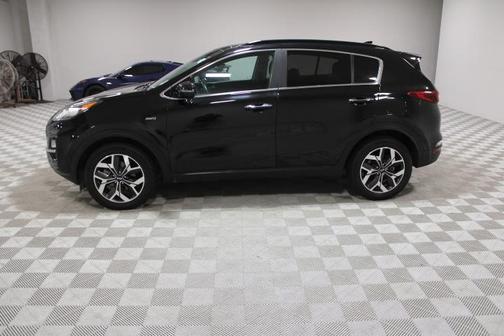 2022 Kia Sportage EX