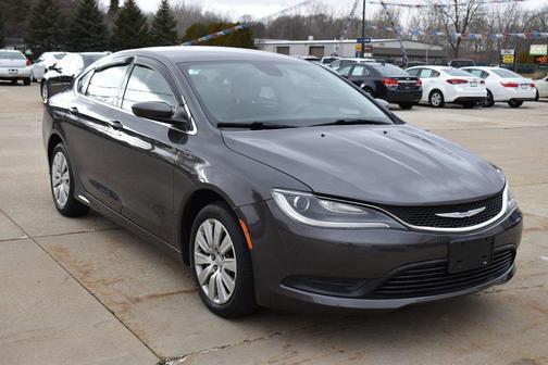 2016 Chrysler 200 LX
