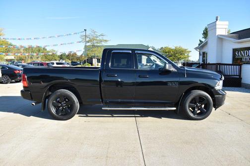 2019 RAM 1500 SLT