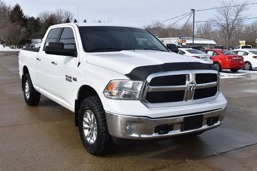 2017 RAM 1500 SLT