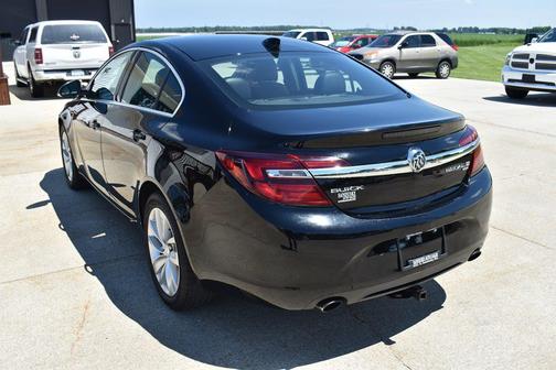 BLACK 2016 Buick Regal Turbo