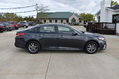 2019 Kia Optima LX