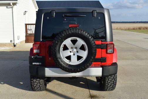 2012 Jeep Wrangler Unlimited Sahara