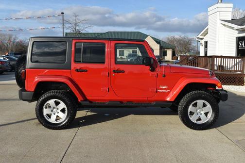 2012 Jeep Wrangler Unlimited Sahara