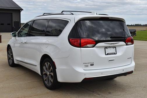 Bright White Clearcoat 2020 Chrysler Pacifica Limited