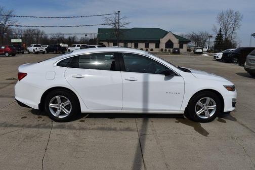 2022 Chevrolet Malibu 1LS