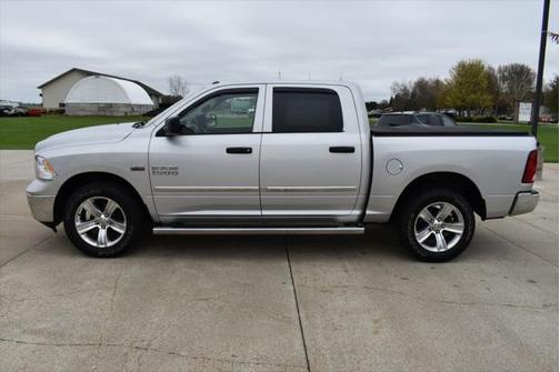 2017 RAM 1500 ST