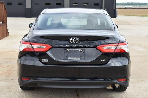 Midnight Black Metallic 2019 Toyota Camry LE