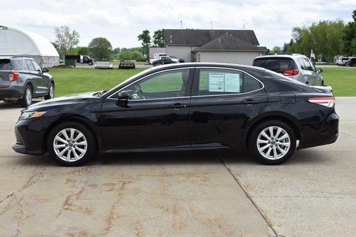 Midnight Black Metallic 2019 Toyota Camry LE