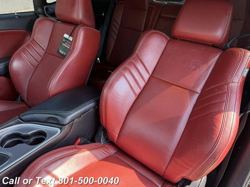 Pitch Black Clearcoat 2022 Dodge Challenger SRT Hellcat