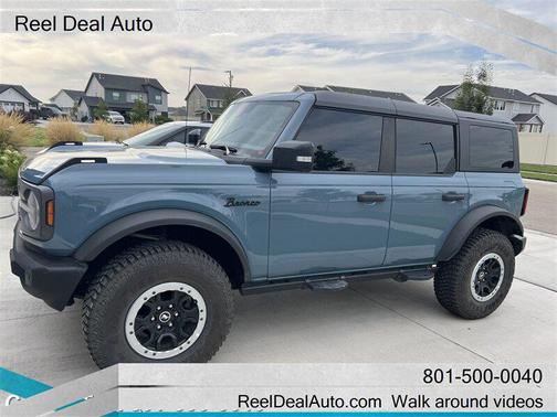 Eruption Green Metallic 2023 Ford Bronco Outer Banks