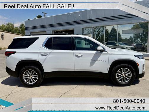 2022 Chevrolet Traverse LT Leather