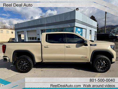 2023 GMC Sierra 1500 AT4