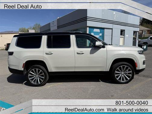 Luxury White Pearlcoat 2022 Jeep Grand Wagoneer Series II 4x4