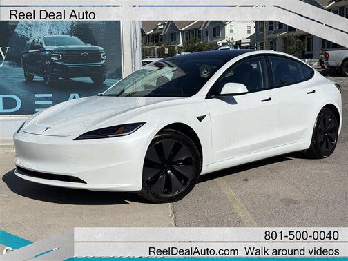 Pearl White Multi-Coat 2025 Tesla Model 3 Long Range
