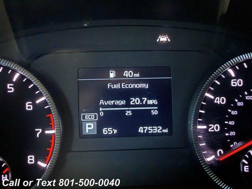 Glacial White Pearl 2022 Kia Telluride S