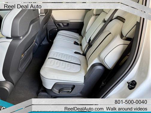 2023 Rivian R1S Adventure