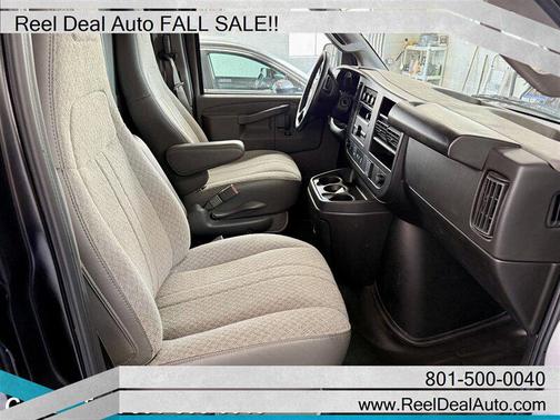 2023 GMC Savana 2500 Work Van