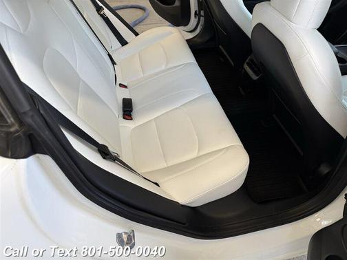 Pearl White Multi-Coat 2022 Tesla Model 3 Performance