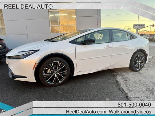 2023 Toyota Prius XLE