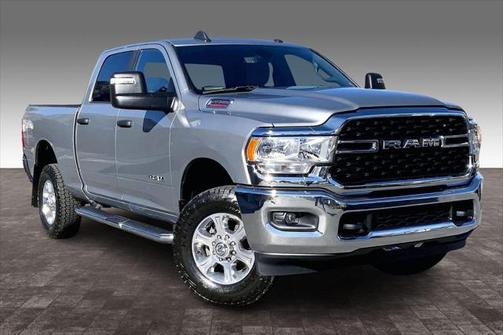 2024 RAM 2500 Big Horn Crew Cab 4x4 64' Box