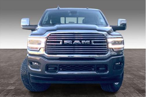 2024 RAM 3500 Laramie Crew Cab 4x4 8 Box