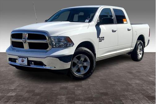 2021 RAM 1500 Classic SLT Crew Cab 4x4 57' Box