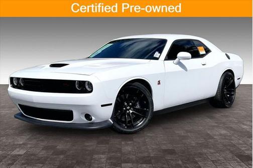 White Knuckle Clearcoat 2023 Dodge Challenger R/T Scat Pack