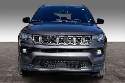 2024 Jeep Compass Latitude Lux FWD