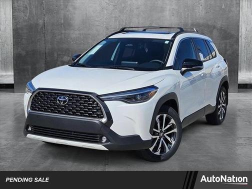 2025 Toyota Corolla Cross XLE