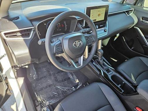 2025 Toyota Corolla Cross XLE