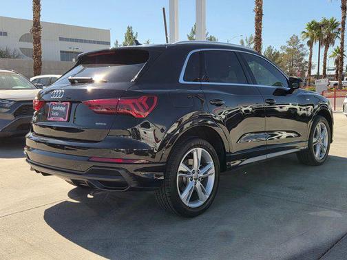 2019 Audi Q3 2.0T S line Premium Plus
