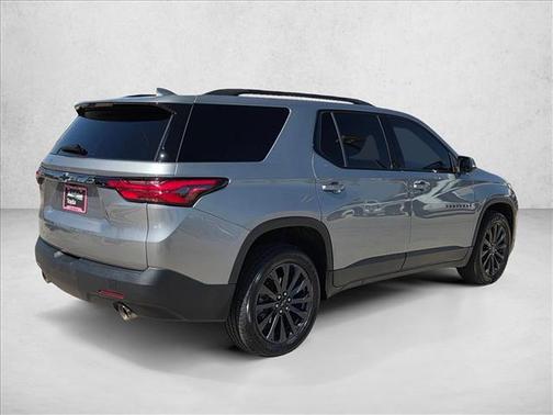 Sterling Gray Metallic 2024 Chevrolet Traverse RS