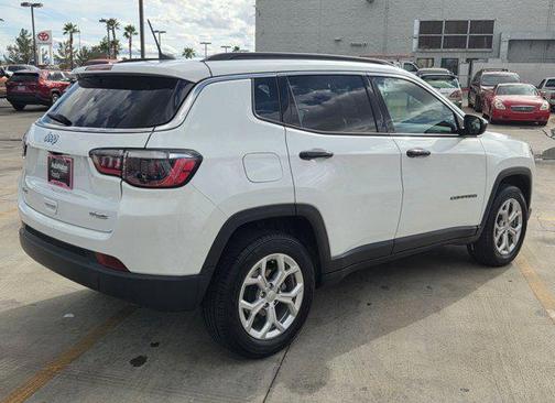 2024 Jeep Compass Latitude