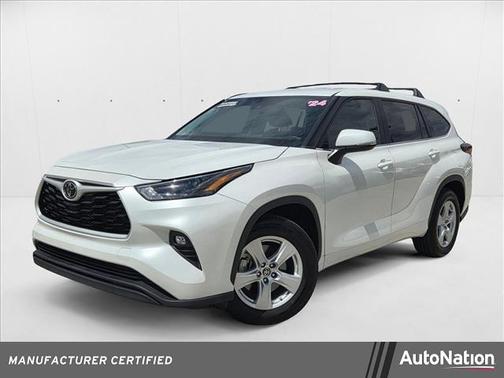 2024 Toyota Highlander LE