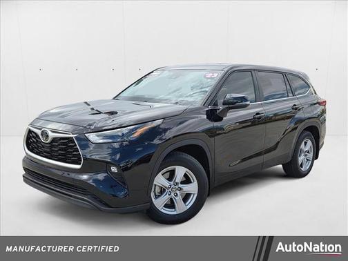 2023 Toyota Highlander LE